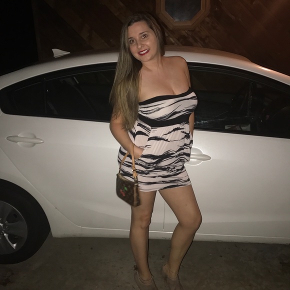 Forever 21 Party Dress 👗 - Picture 2 of 3